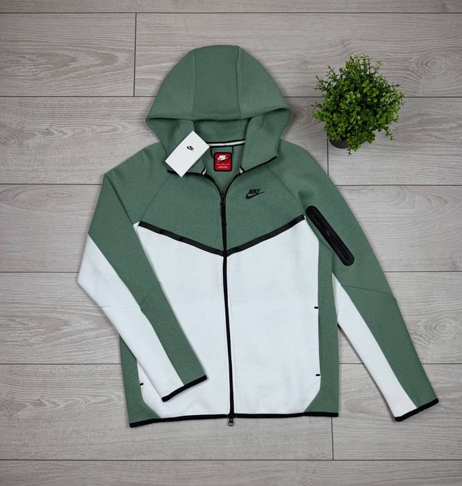 Кофта Nike Tech Fleece