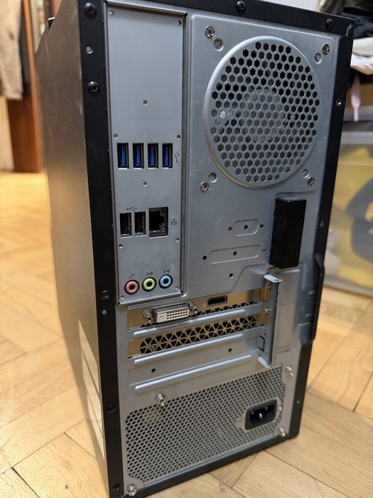 Komputer stacjonarny Acer Nitro, i5, Ram 8gb, windows 11
