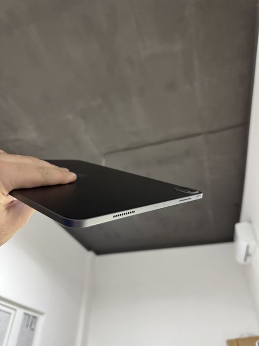 Apple iPad Pro 12.9 5th Gen 2021 Wi-Fi 256GB