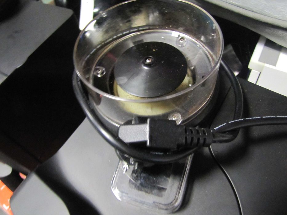 Ekspres do kawy z młynkiem na kawę ziarnistą stal Klarstein Aromatica