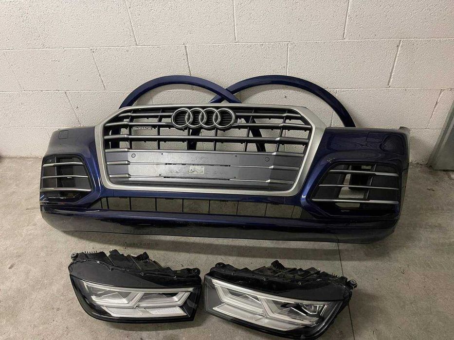 Бампер Audi Q5 80A Фары Решітка Ауді Ку5 80А Фари Фонарі Ауди Радари