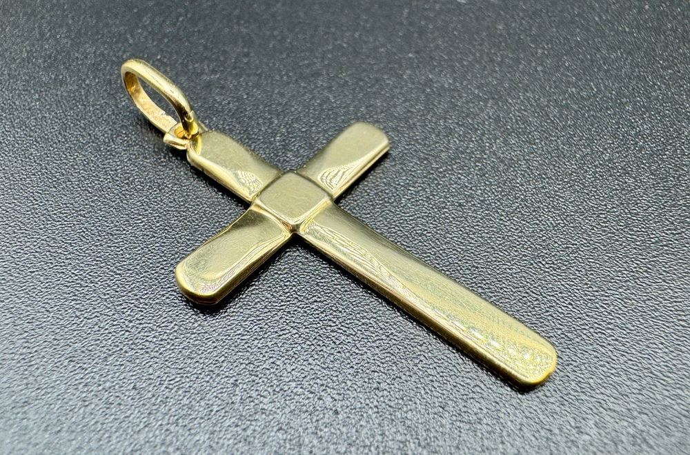 Złota przywieszka, wisiorek Krzyż, Krzyżyk; próba: 14ct 583, waga: 3,00g
