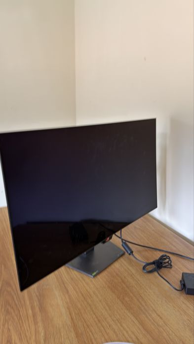 Monitor Asus ROG strix XG32UCWMG WOLED 31.5 4k UHD 240hz - Estado Otimo