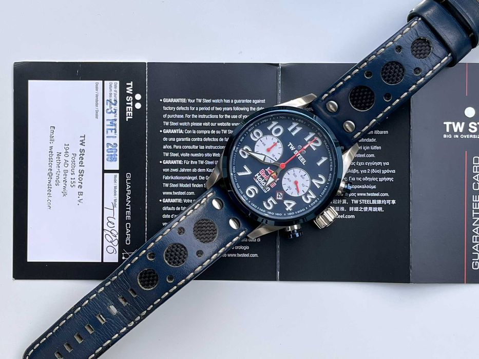 Zegarek TW STEEL TW980 Limitowana Edycja Red Bull Holden