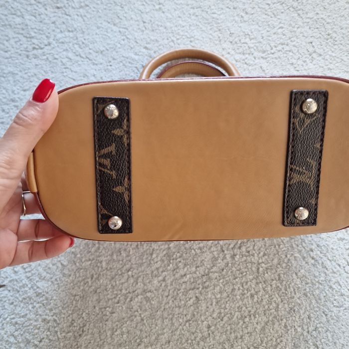Louis Vuitton Alma