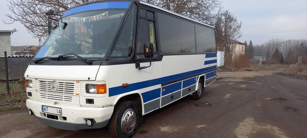 Мерседес РЕКС оригінальний автобус 814