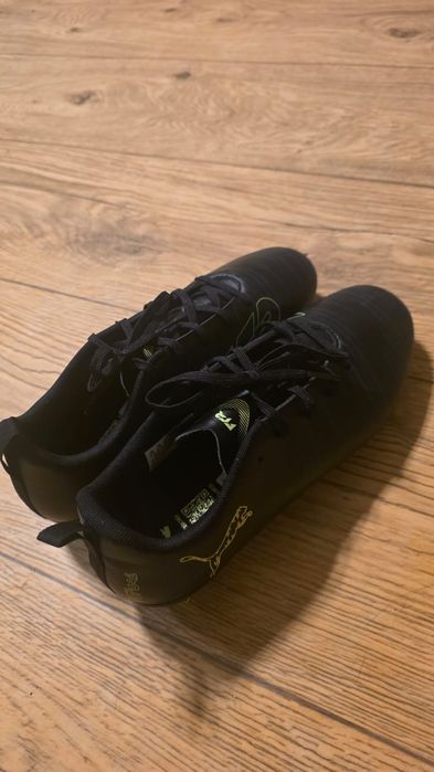 Na sprzedaż korki Puma Future rozmiar 38.5,