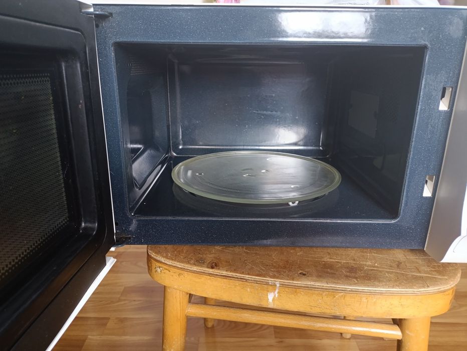 Мікрохвильова піч Samsung  микроволновая печь