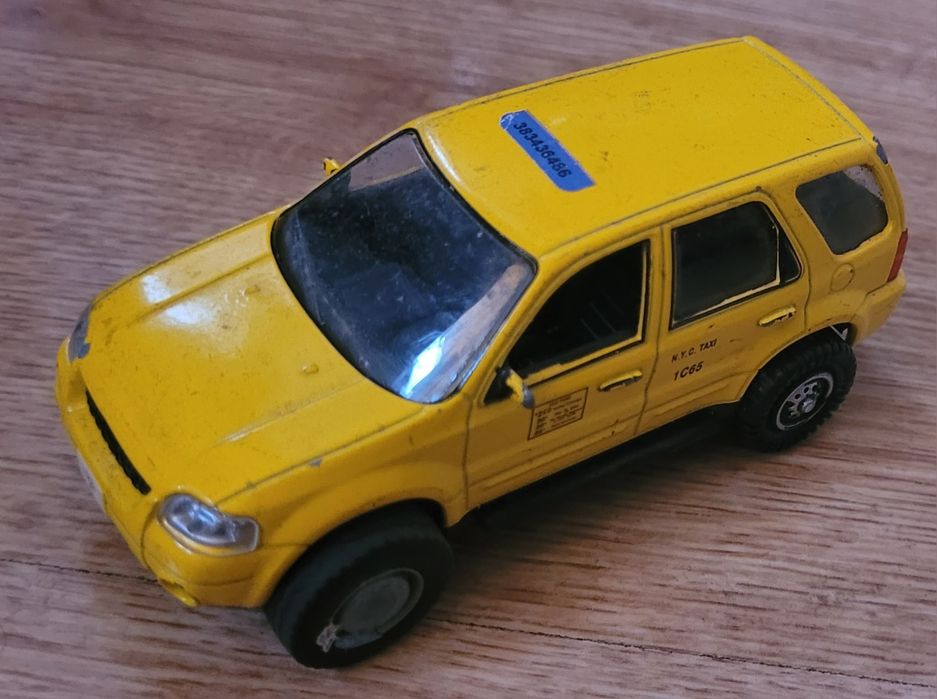 Sprzedam lub zamienię model Forda Maverick!