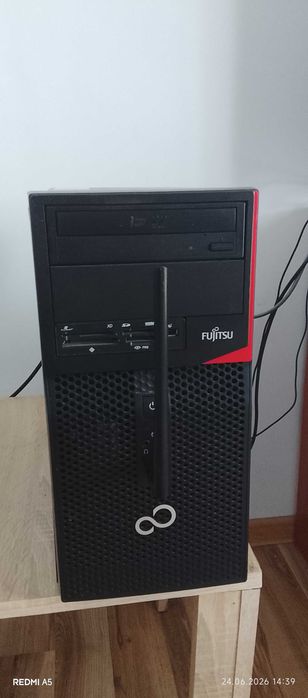 Komputer Stacjonarny Fujitsu Esprimo Szybki Wydajny
