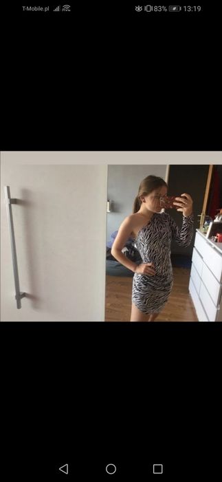 Sukienka nowa z metką