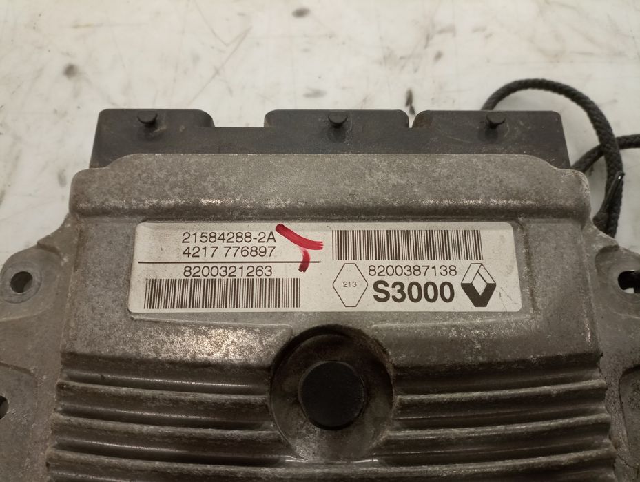 Centralina de Motor - RENAULT Grand Scénic II (JM0/1_) | 04 - 09
