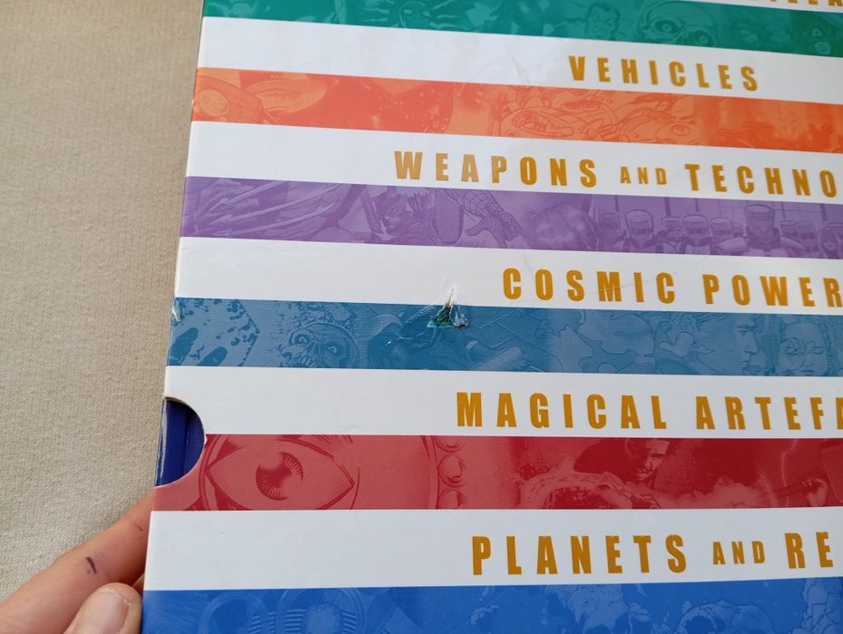 Super livro Ultimate Marvel