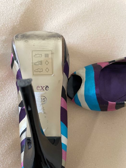 Sapatos Altos, Exé, 35, óptimo estado
