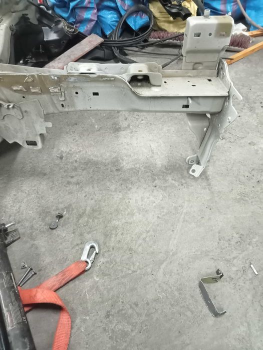 Podłużnica ćwiartka prawa Peugeot 2008 ii