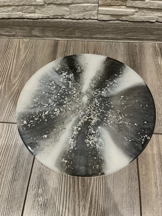 Taca do serwowania z żywicy epoksydowej