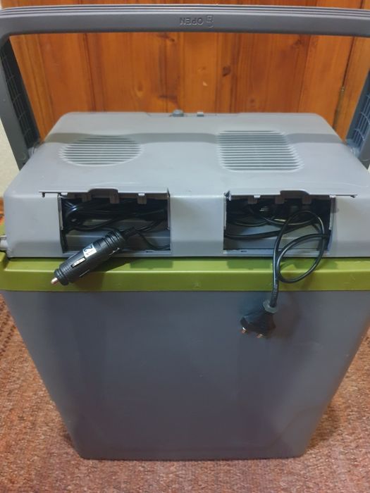 Знижка !! Автохолодильник Rocktrail/ 12/220v 30л/23рік