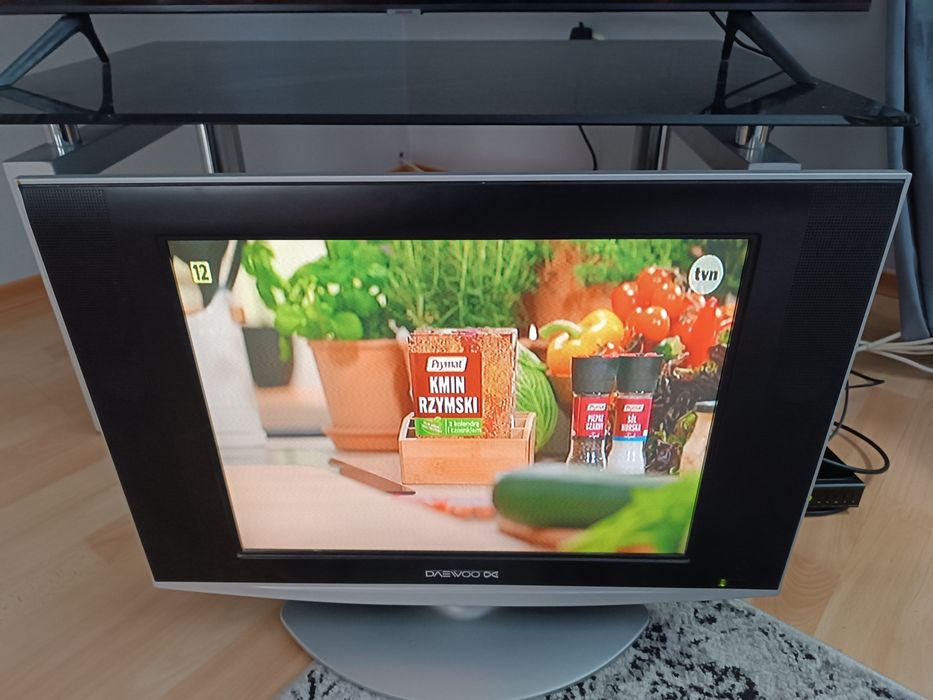 Telewizor w bardzo dobrym stanie.