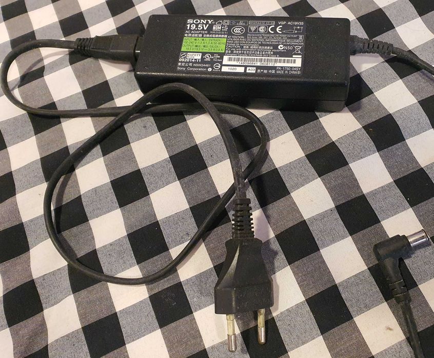 Transformador/Carregador para portátil original Sony VGP-AC19V33-Porto