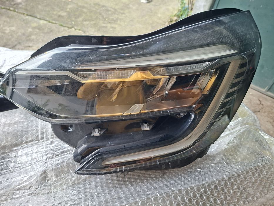 Renault Para choques frontal captur II. Farol/otica frente esquerda. F