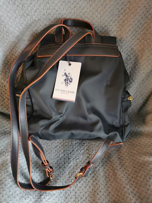Mochila nova cinza escuro