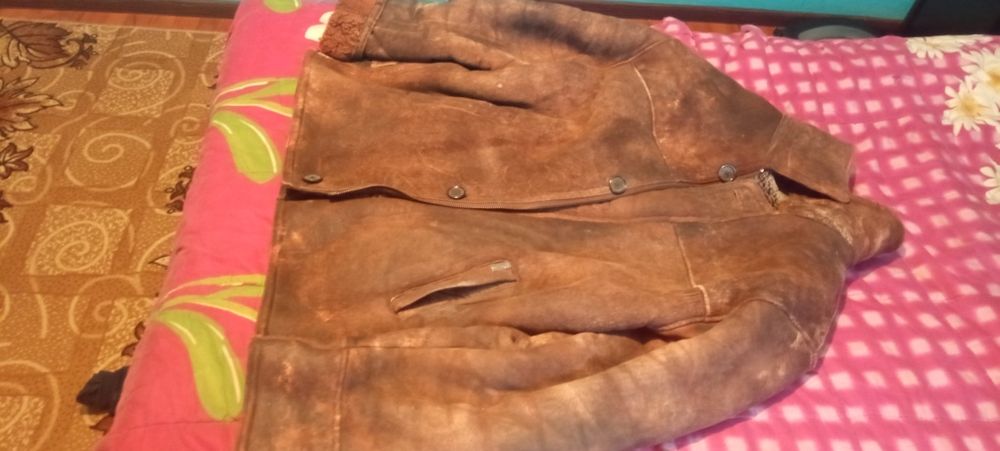 Продам куртки и лыжный костюм