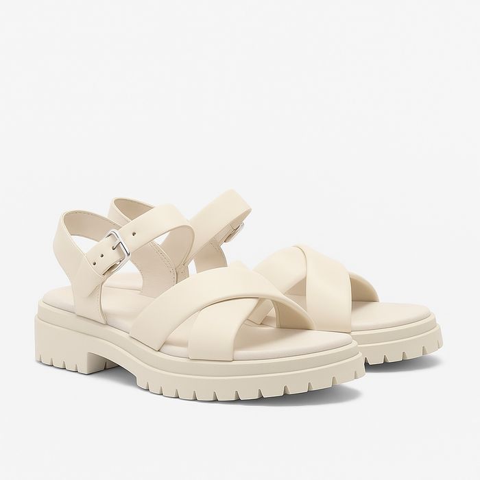 Продам нові шкіряні босоніжки тімберленд 40розмір