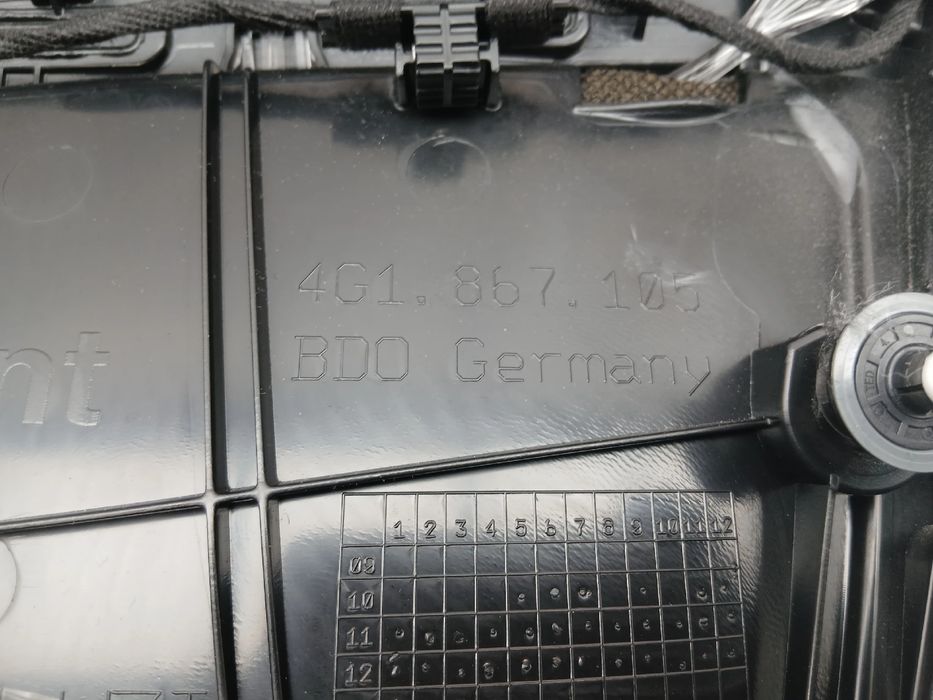 Forra porta / quartela frente esquerda AUDI A6 Avant (4G5, 4GD, C7)