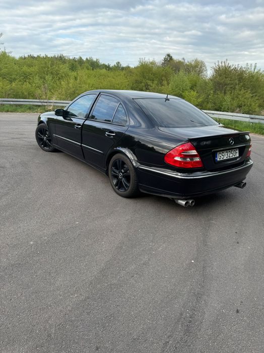 Mercedes e klasa 3,2 cdi  204 KM