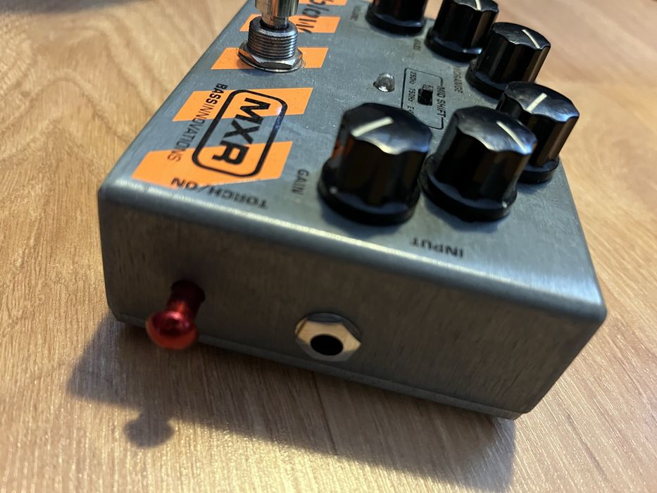 MXR M-181 Bass Blow Torch – Overdrive para Baixo