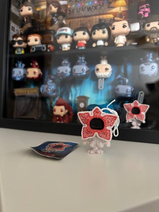 13 figurek Stranger Things Kinder Joy Funko Pop