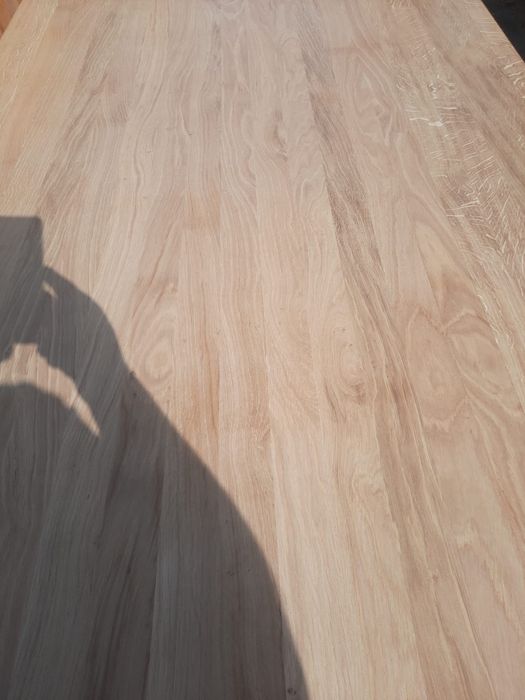 Mesa de jantar em carvalho maciço