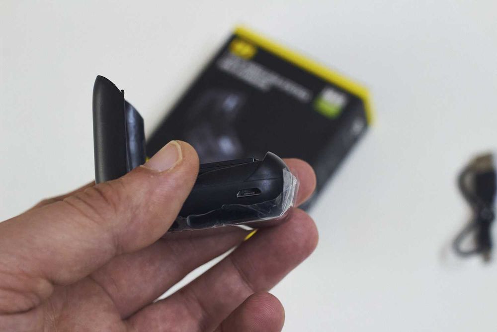 Auscultadores Bluetooth Wireless Earbuds