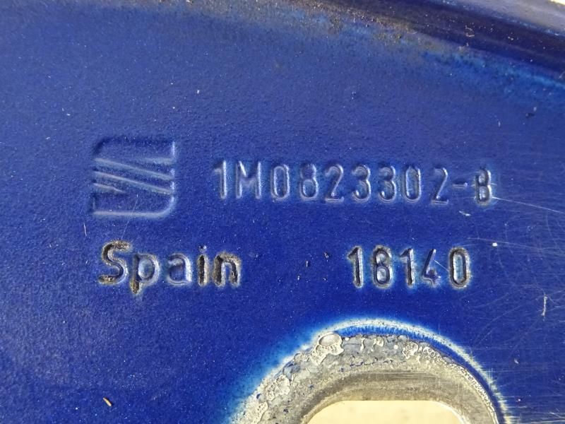 Dobradiça capot SEAT Leon (1M1)