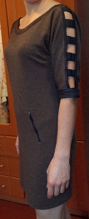 Плаття  дешево L i M