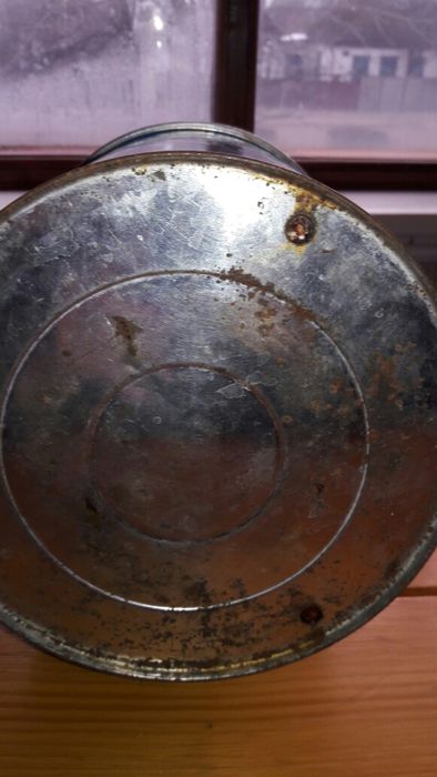 Продам термос на 3 литра.