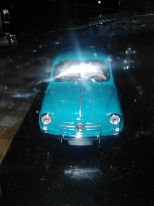 Fiat 600 esc. 1/24 mais modelos desta colecção