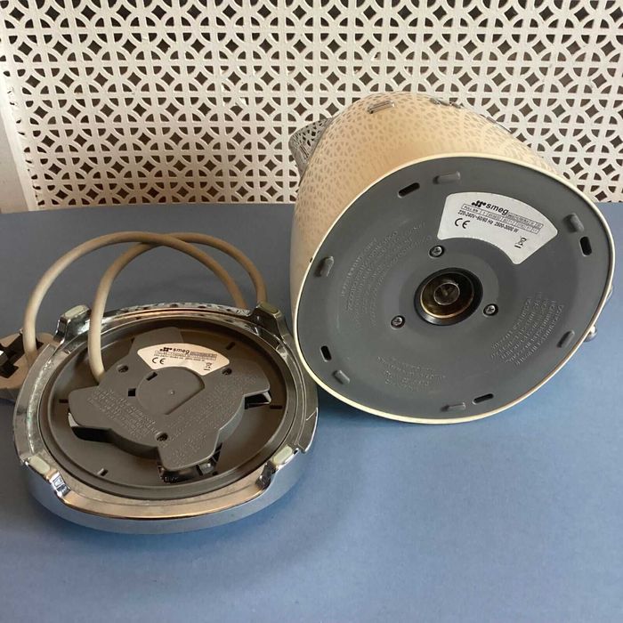 Чайник електричний Smeg 50 Style,  1,7 л, бежевий , Великобританія