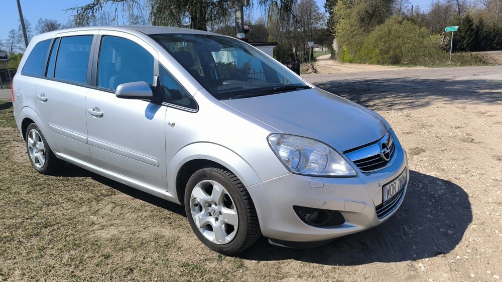 Sprzedam Opel Zafira 1.9 cdti