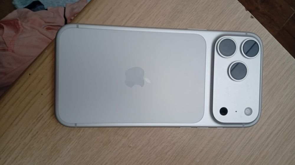 iPhone 17 pro Max