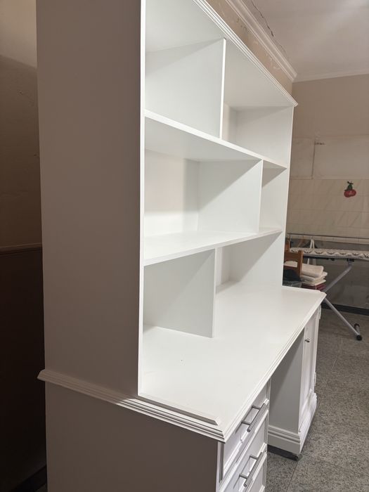 Vendo estante/secretaria