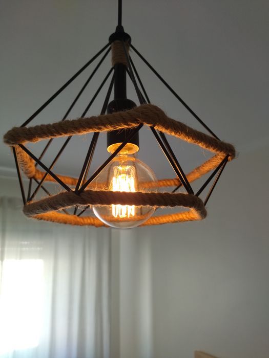 Vendo lâmpada efeito vintage