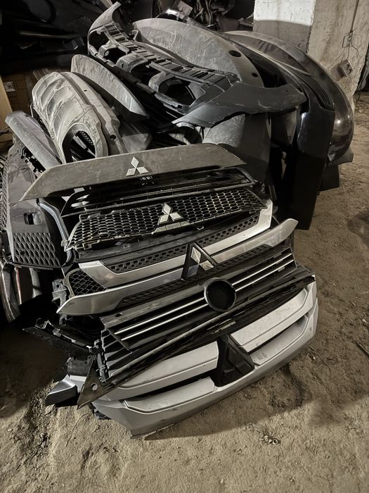 Контейнер автозапчастин з Німечини гурт