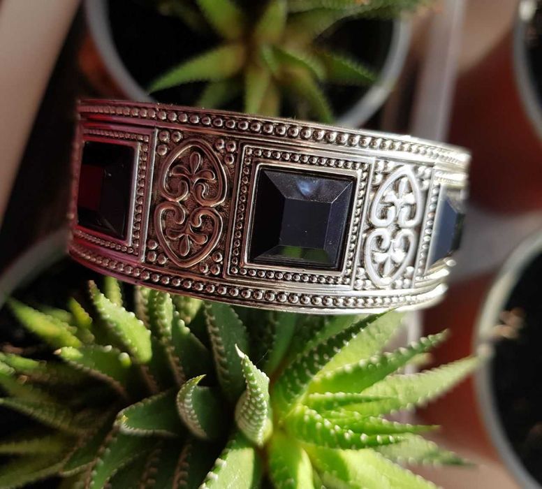 індійський браслет