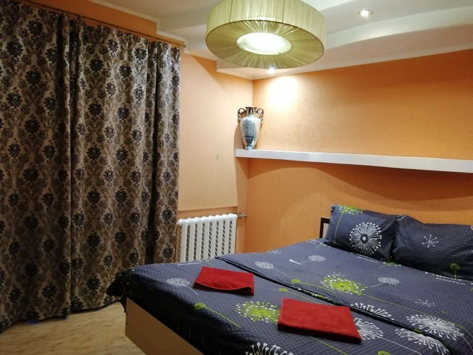 Посуточно сдам в аренду квартиру на пр. Слобожанский.