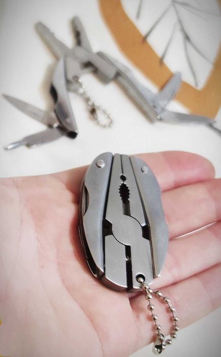 Брелок мультитул 5 в 1,  инструмент, компактный функциональный, новый