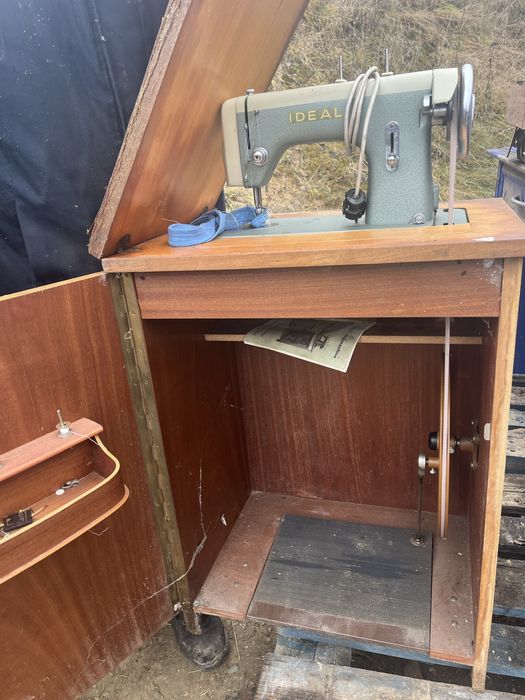 Maszyna do szycia Ideal!