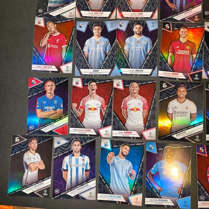 Cartas Mystic Topps Superstars 2024