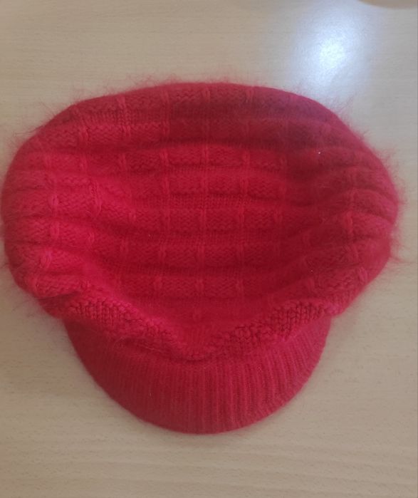 Gorro boné de lã vermelha