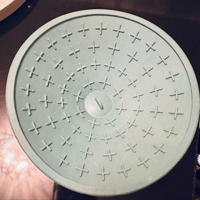 LickiMat Splash - mata do lizania dla psów i kotów